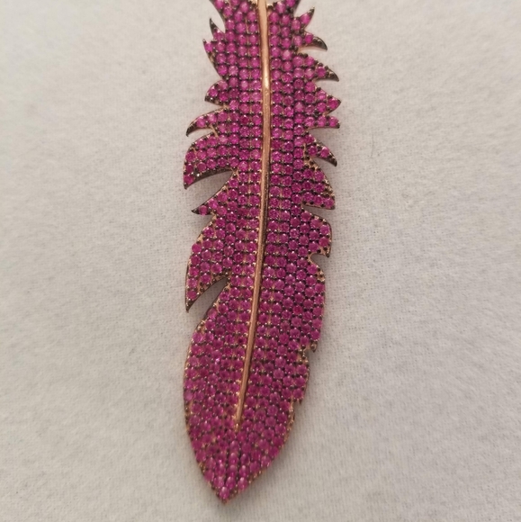 💥HOST PICK!! 💥Red ruby rose gold feather set 🥳 - Picture 6 of 7